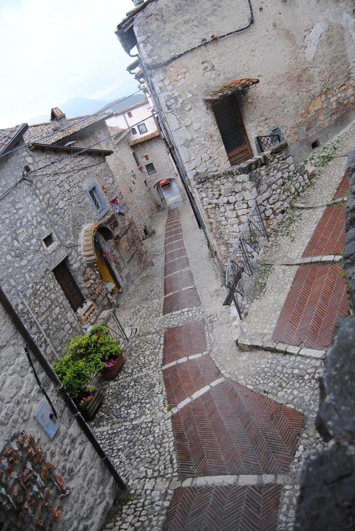Locanda Il Falco Nero Fumone Εξωτερικό φωτογραφία
