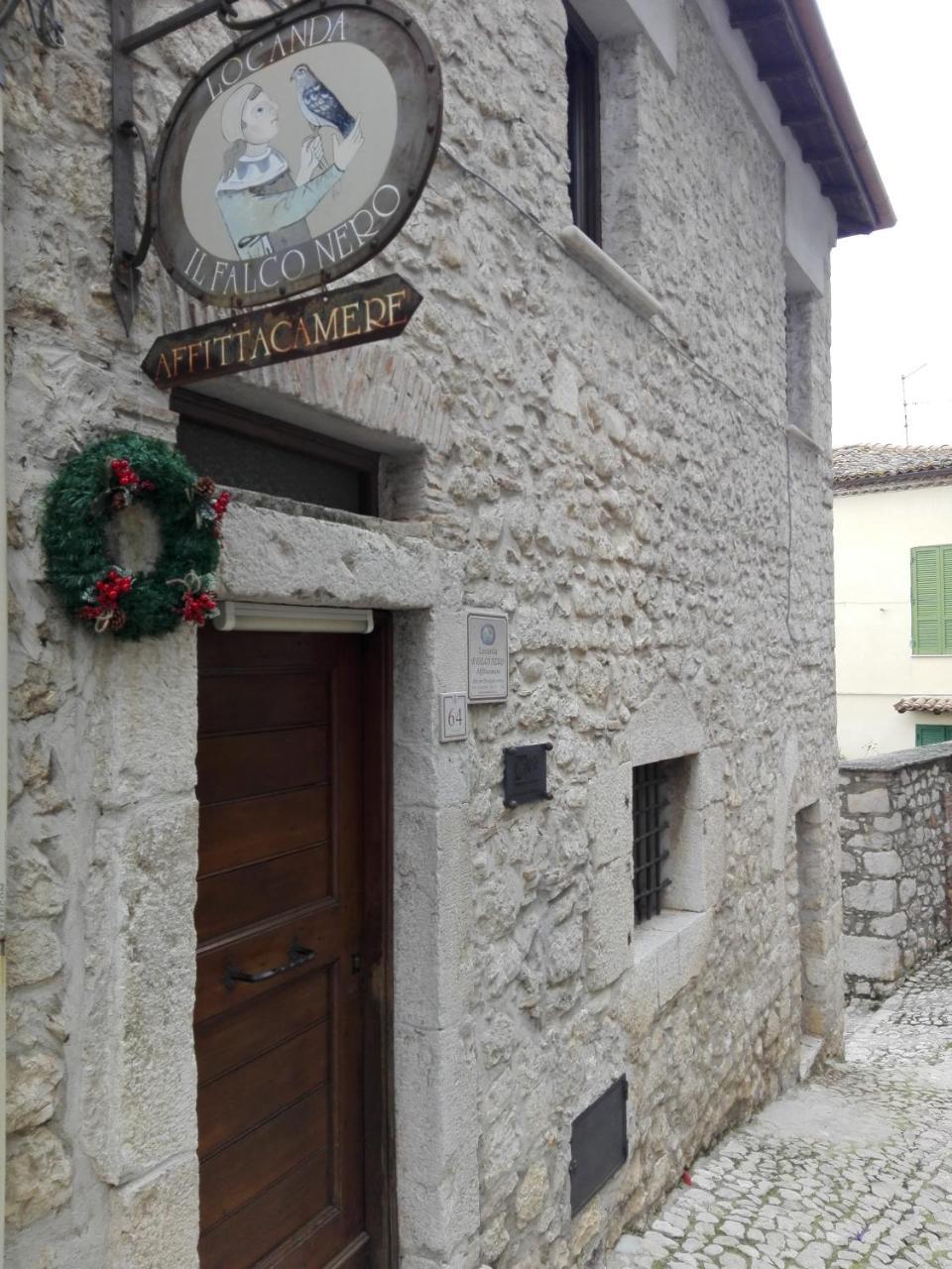 Locanda Il Falco Nero Fumone Εξωτερικό φωτογραφία